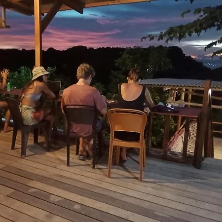 Feby'S Homestay Ekas Екстериор снимка
