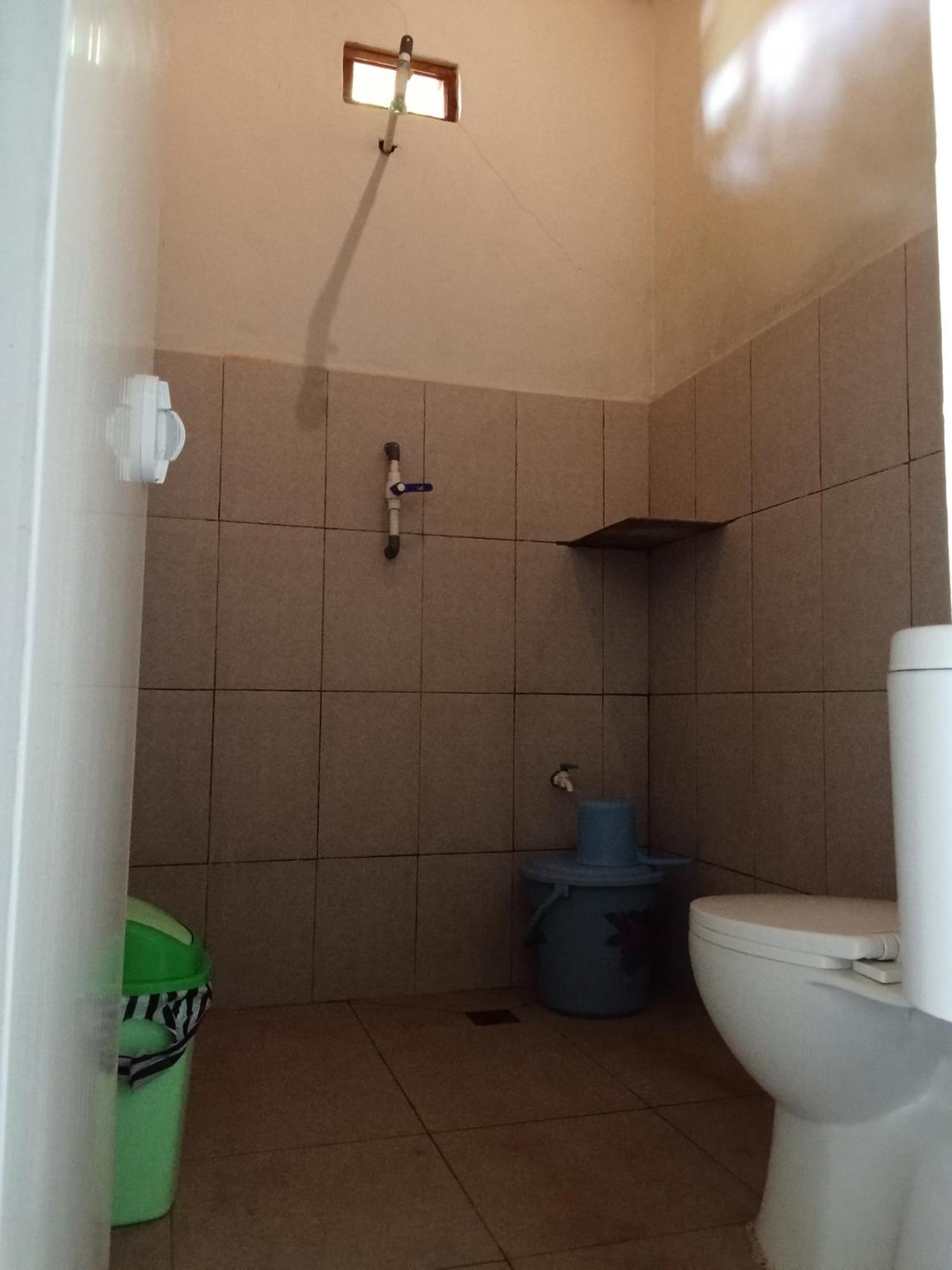 Feby'S Homestay Ekas Стая снимка